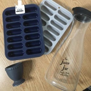 New Bundle Of 2-Silicone Ice Trays 1-Acrylic Juice Jar 36oz & 1-Egg Holder